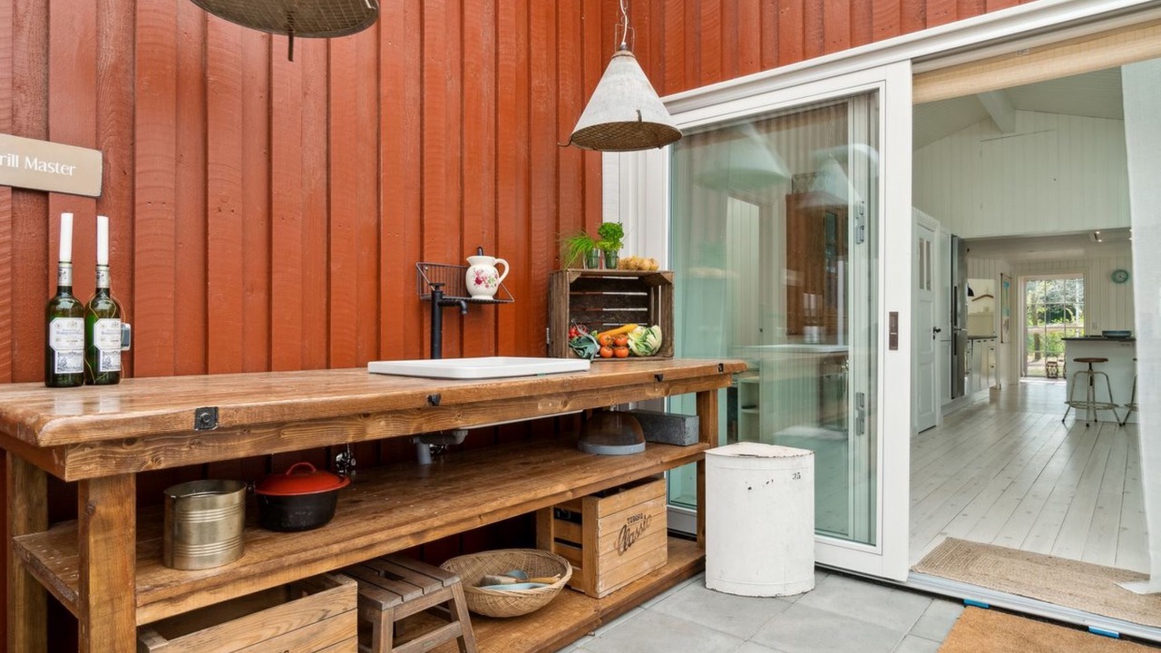 Photo of Others in Ronne