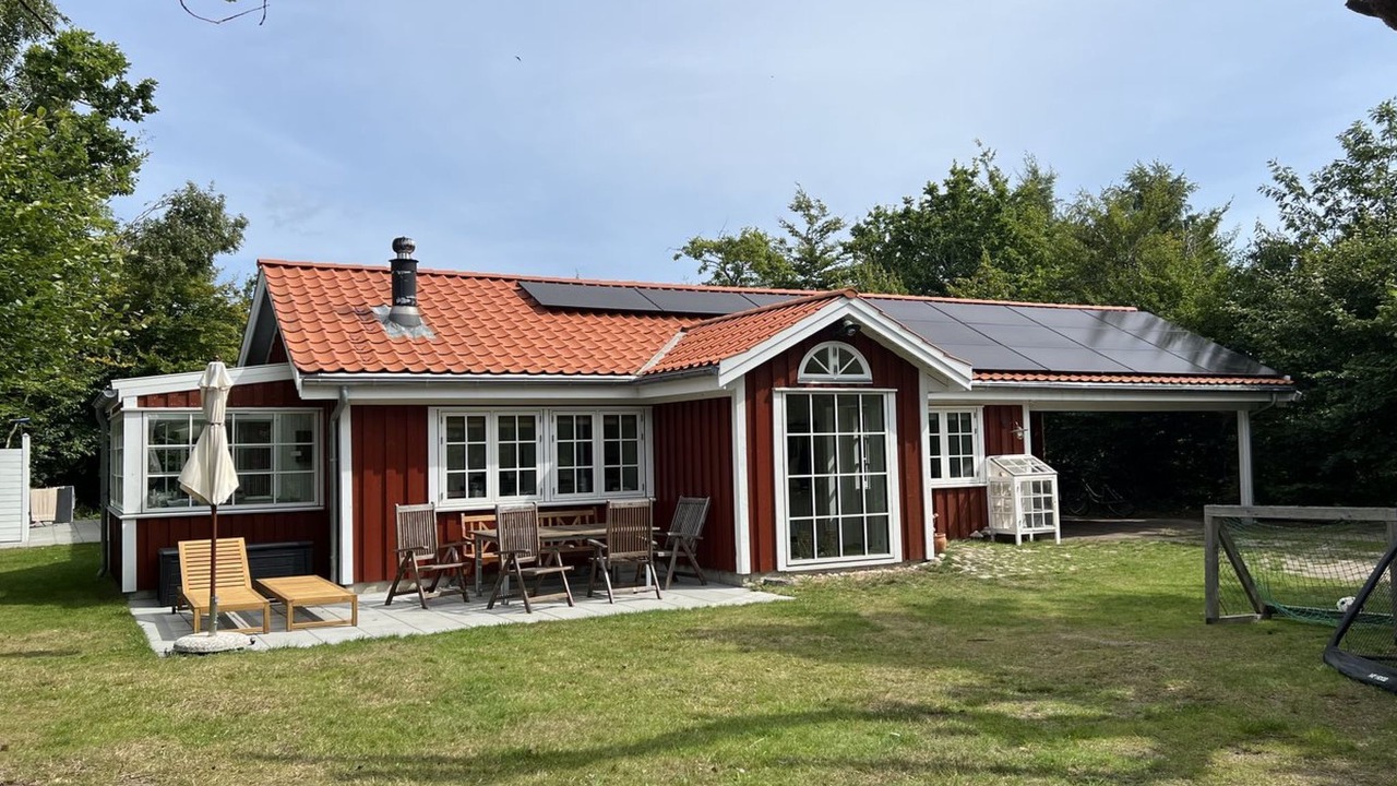 Photo of Others in Ronne