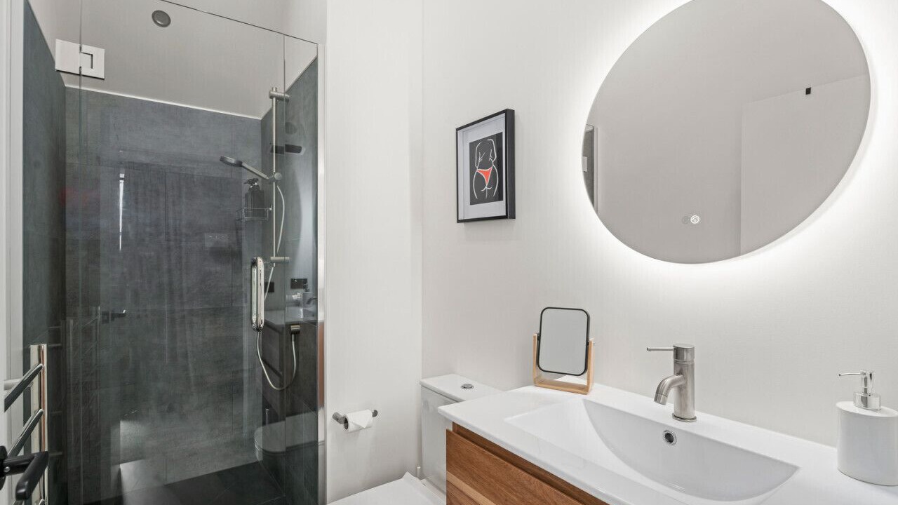 Photo of Bathroom in Kawarau Falls