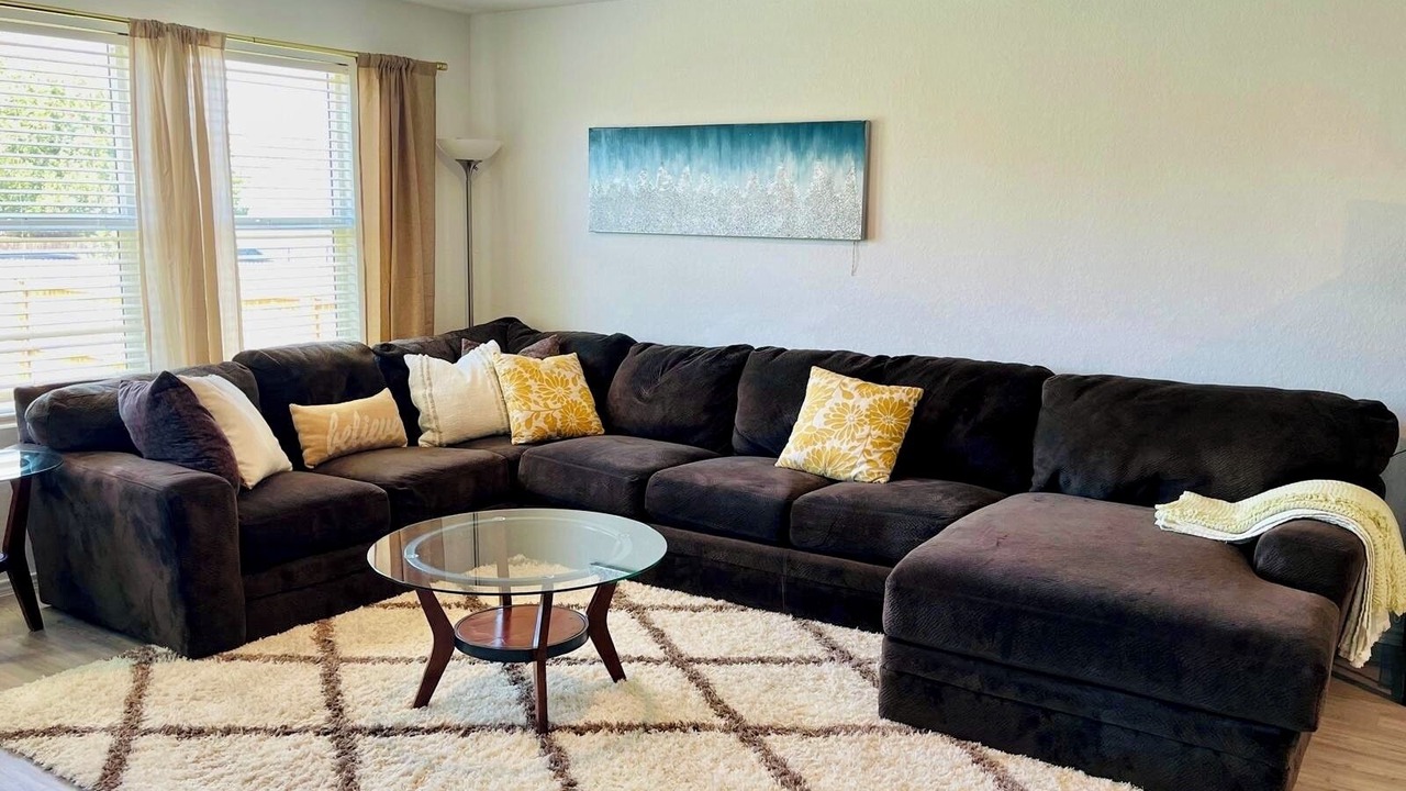 Photo of Livingroom in West San Antonio