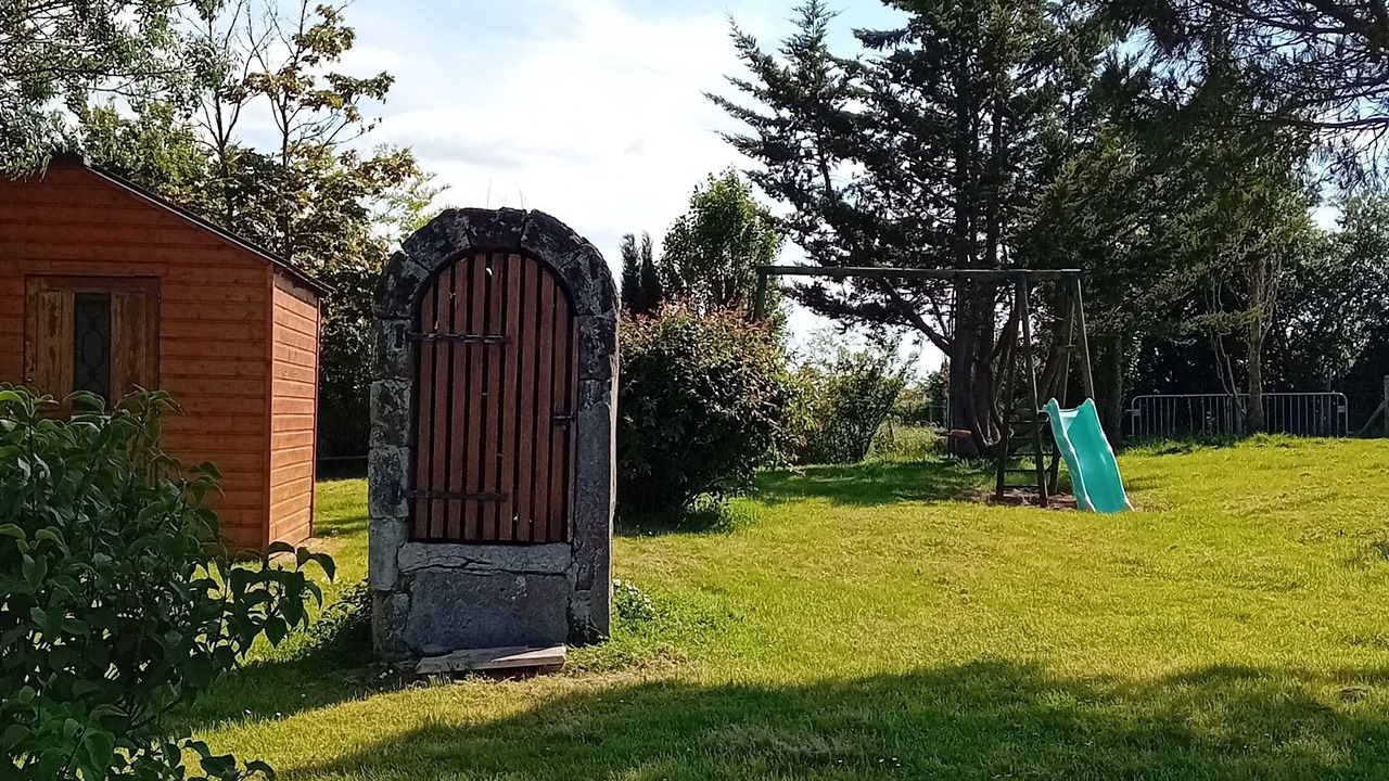 Photo of Outdoor in Cersay