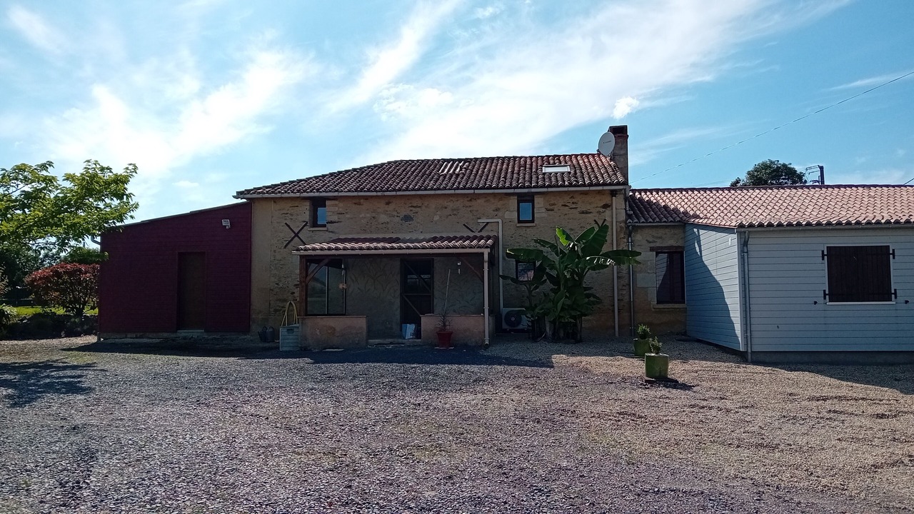Photo of Outdoor in Cersay