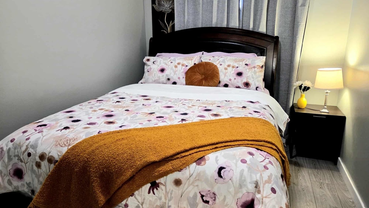 Photo of Bedroom in Shawnessy