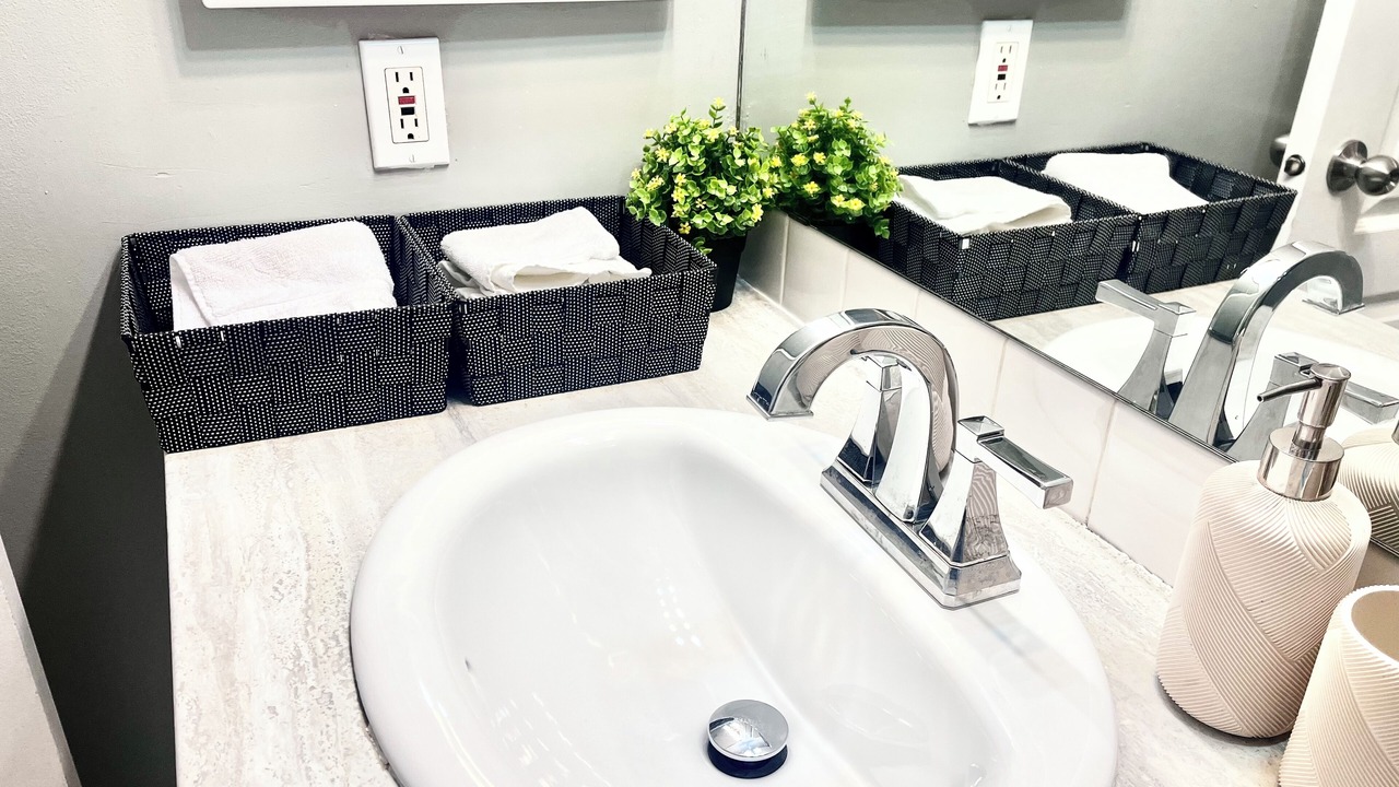 Photo of Bathroom in Shawnessy