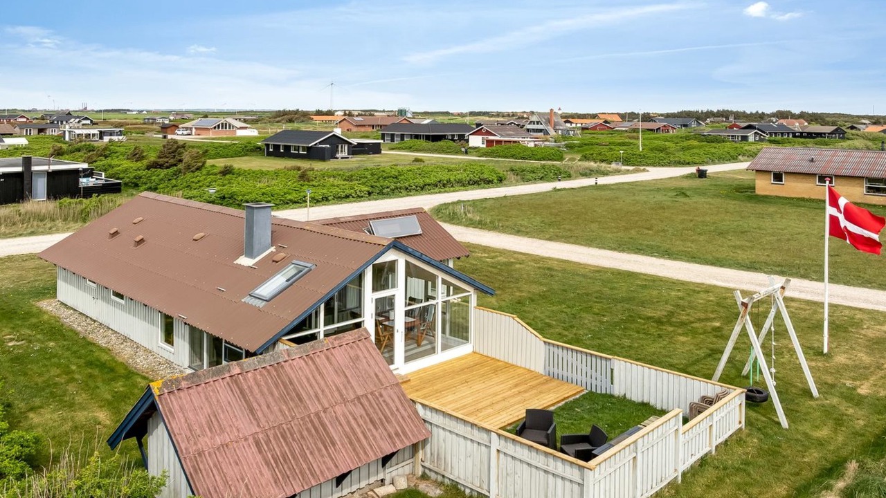 Photo of Others in Vrist Strand