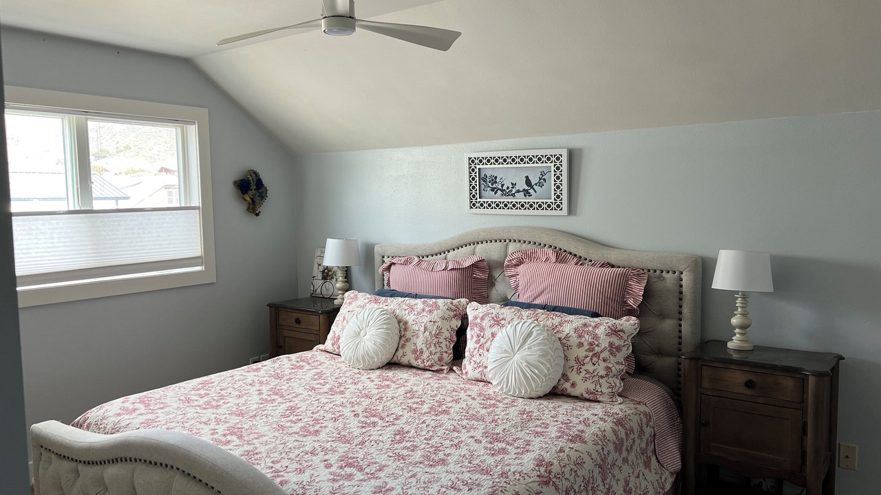 Photo of Bedroom in Gardiner