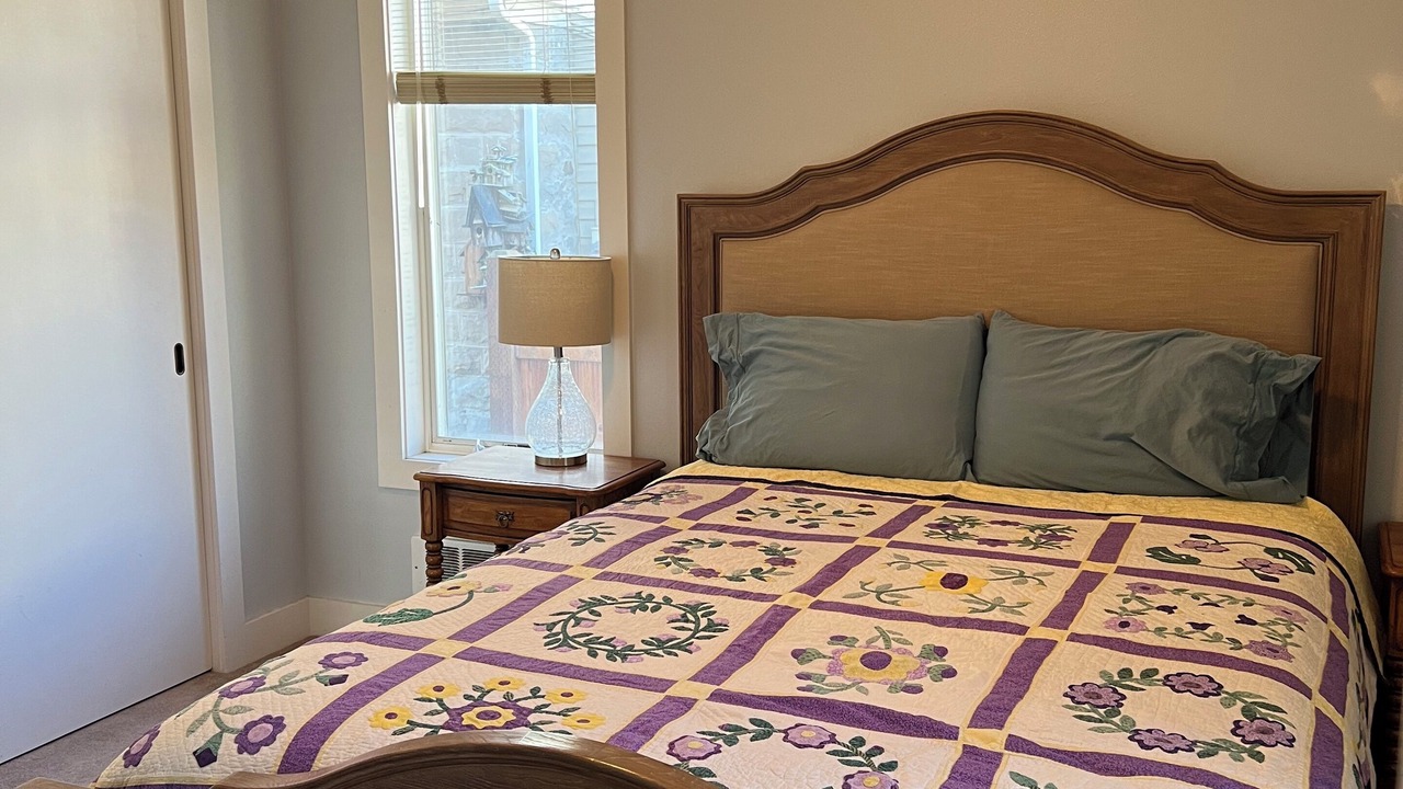 Photo of Bedroom in Gardiner