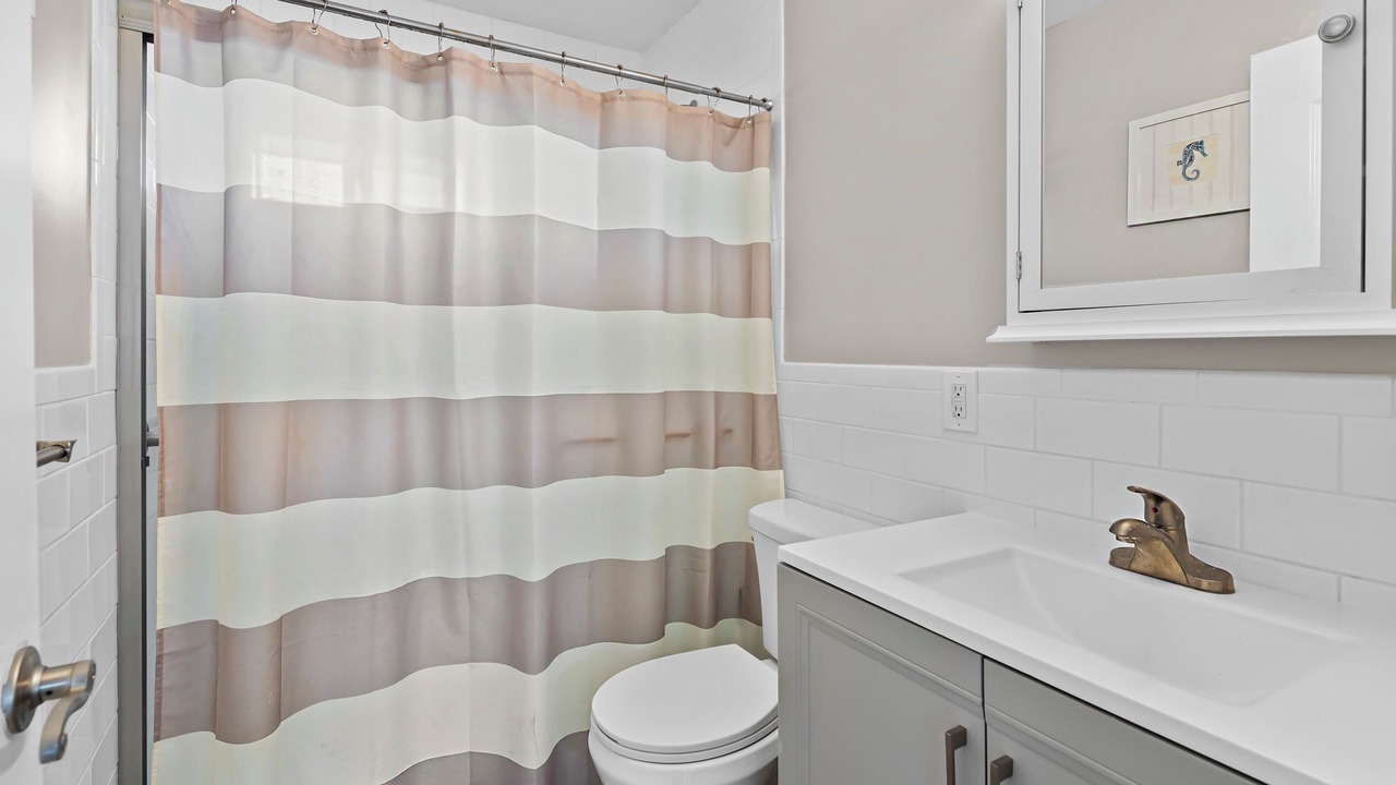 Photo of Bathroom in Ocean Gate