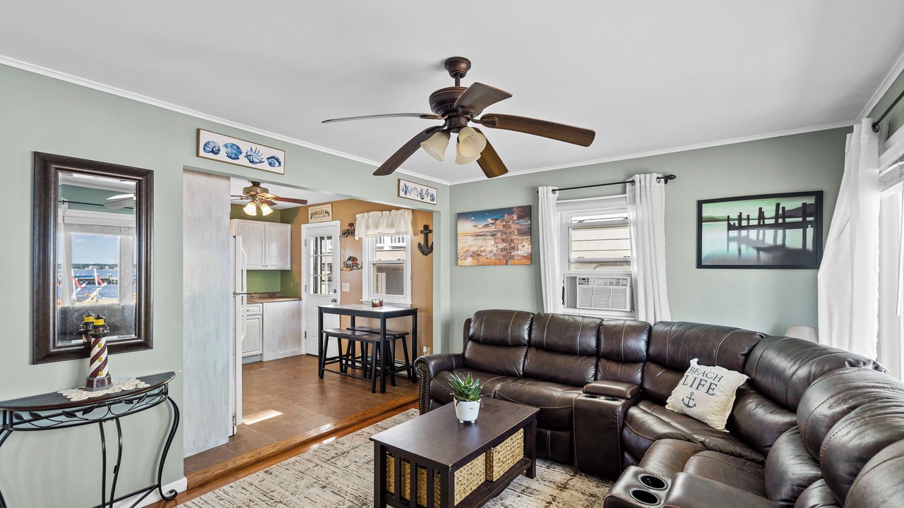 Photo of Livingroom in Ocean Gate