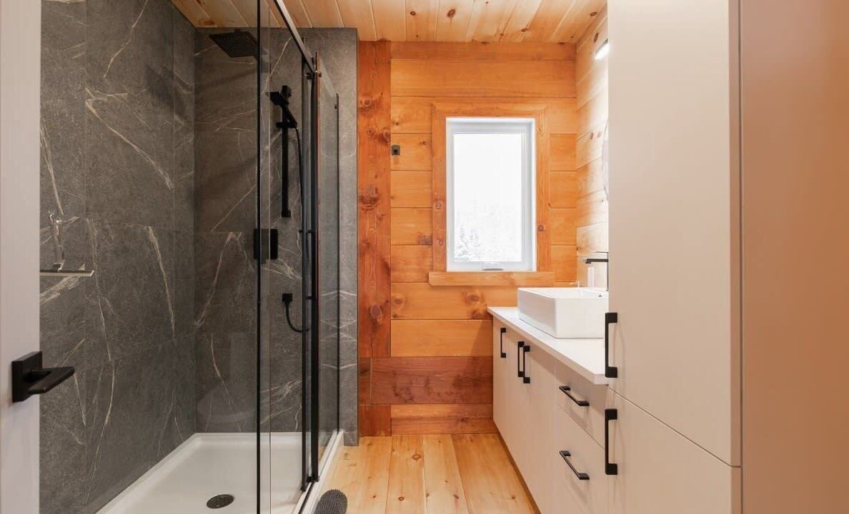 Photo of Bathroom in Saint Come