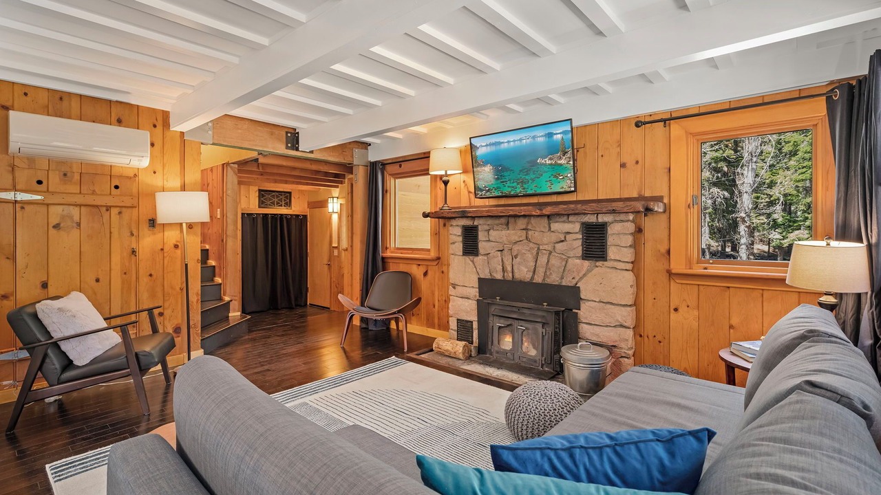 Photo of Livingroom in Pineland