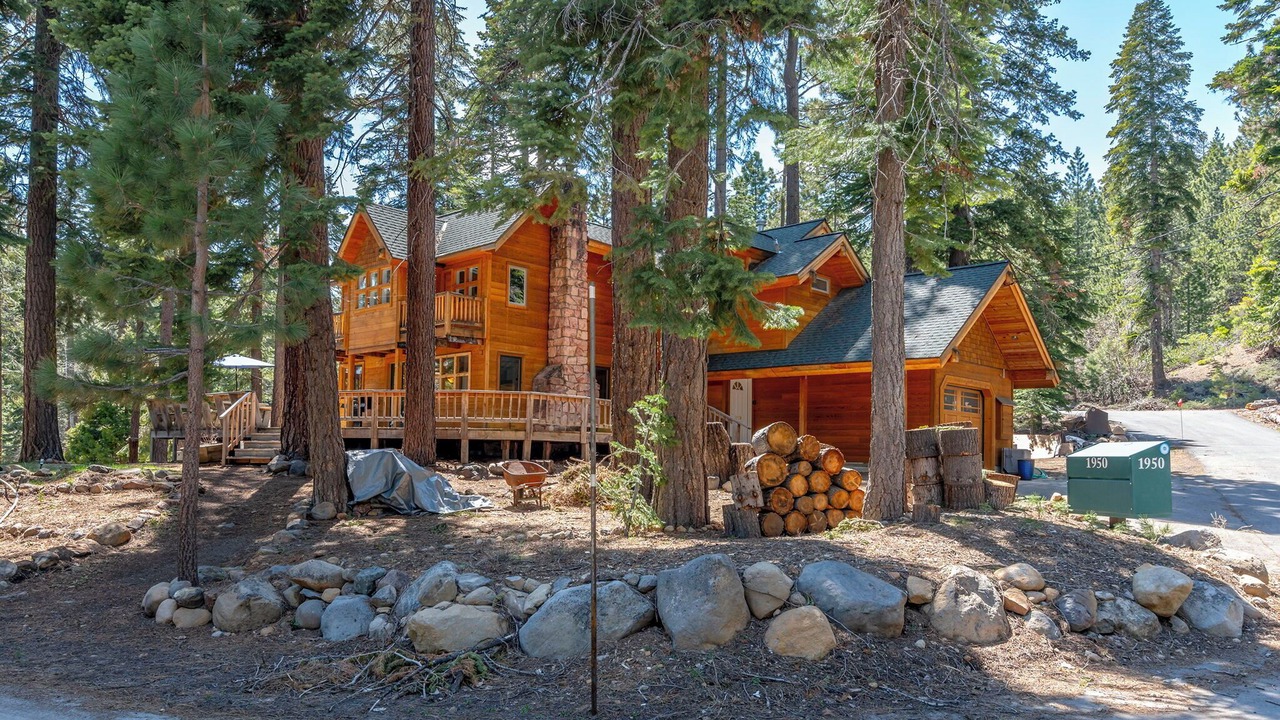 Photo of Outdoor in Pineland