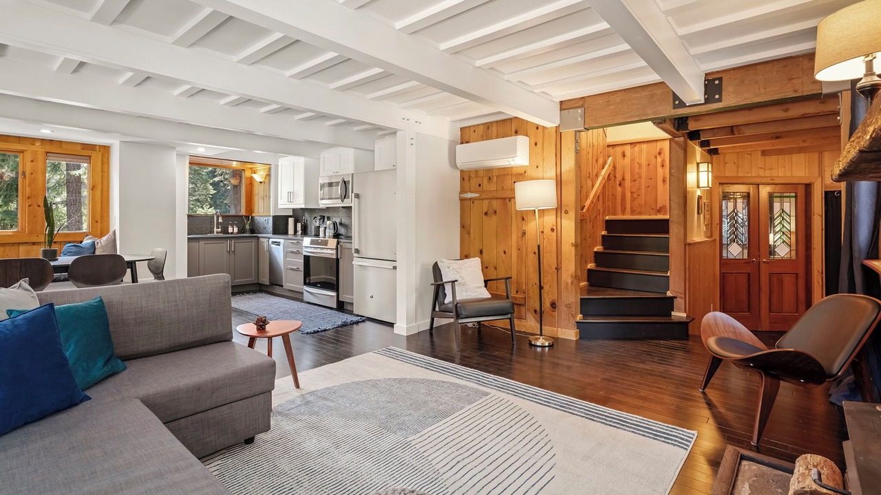 Photo of Livingroom in Pineland