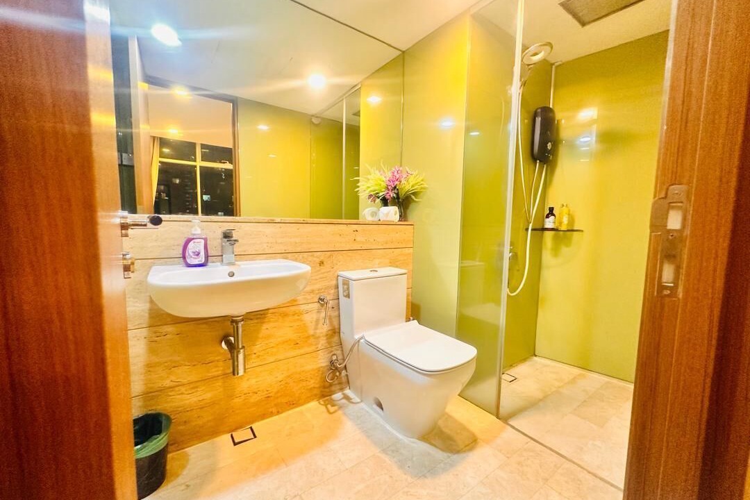 Photo of Bathroom in Chinatown