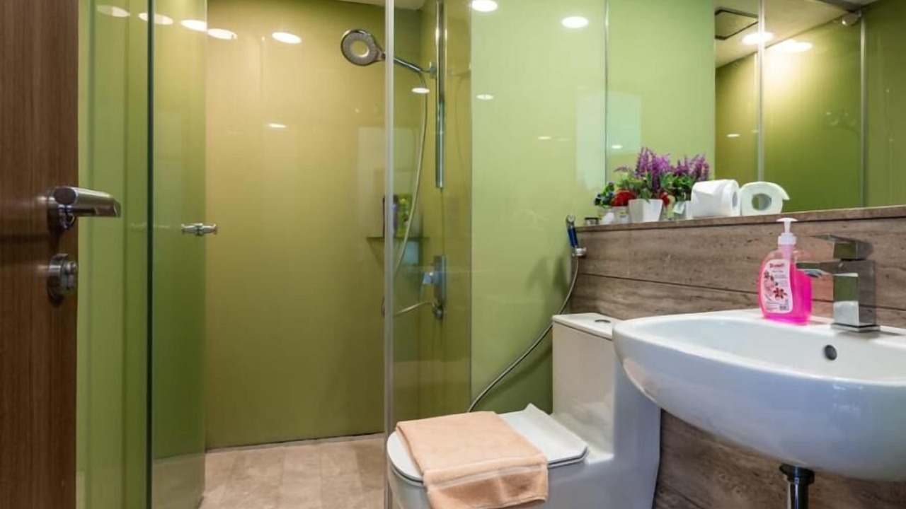 Photo of Bathroom in Chinatown