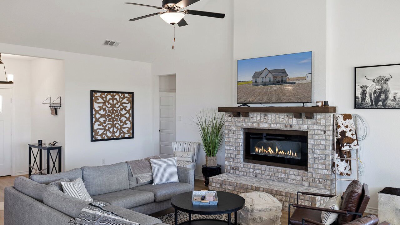Photo of Livingroom in Lometa