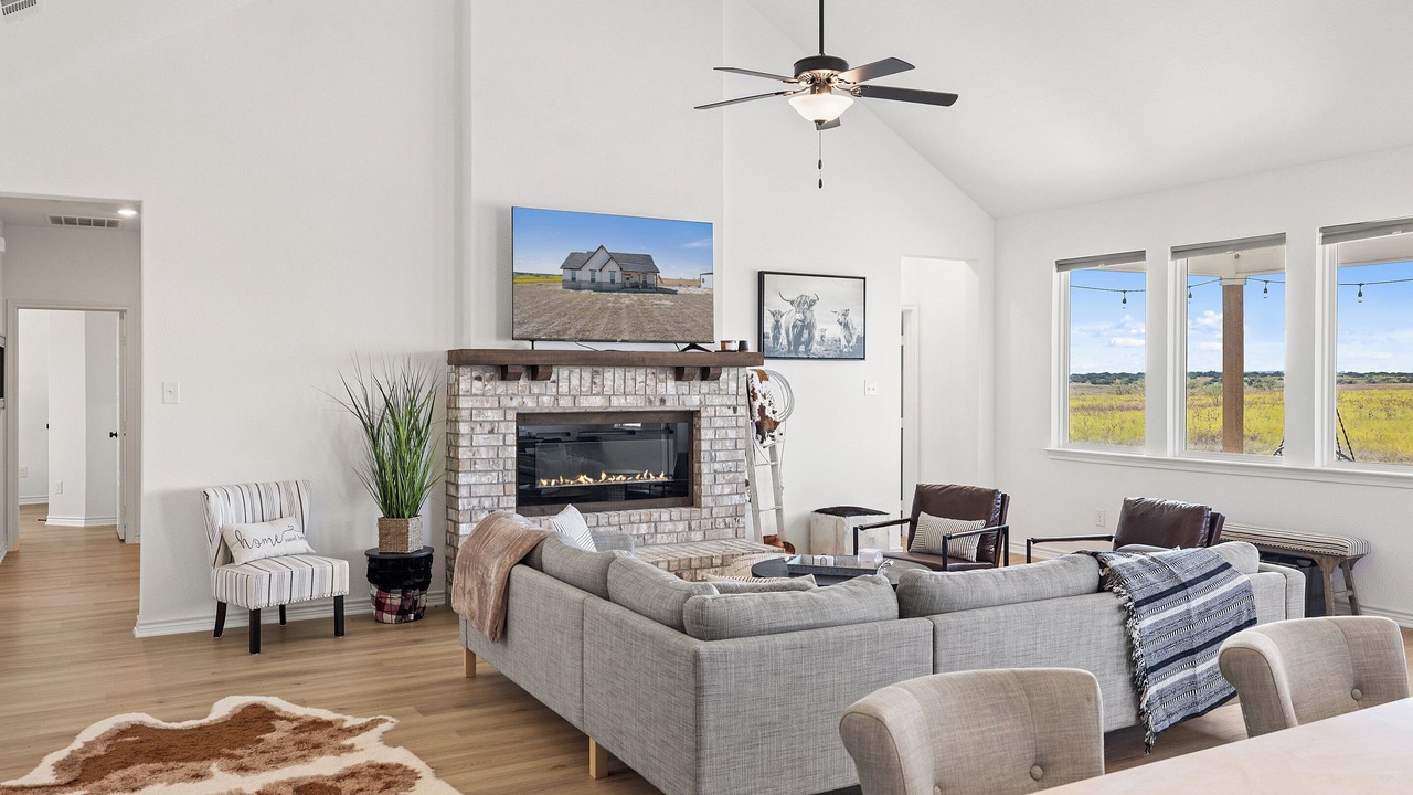 Photo of Livingroom in Lometa