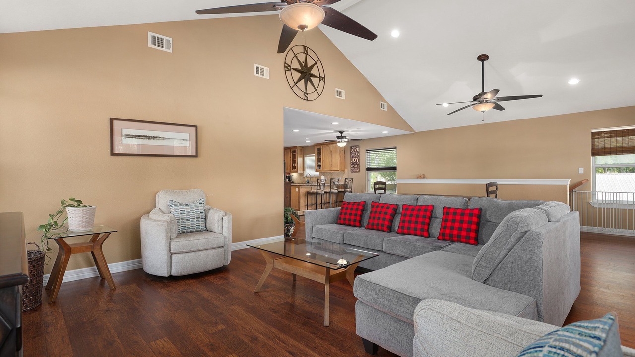 Photo of Livingroom in Blanchard