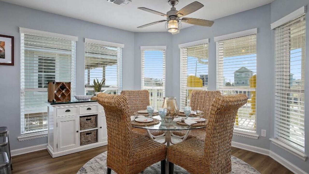 Photo of Bedroom in Pointe San Luis