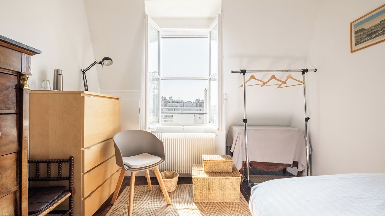 Photo of Bedroom in 17th Arrondissement