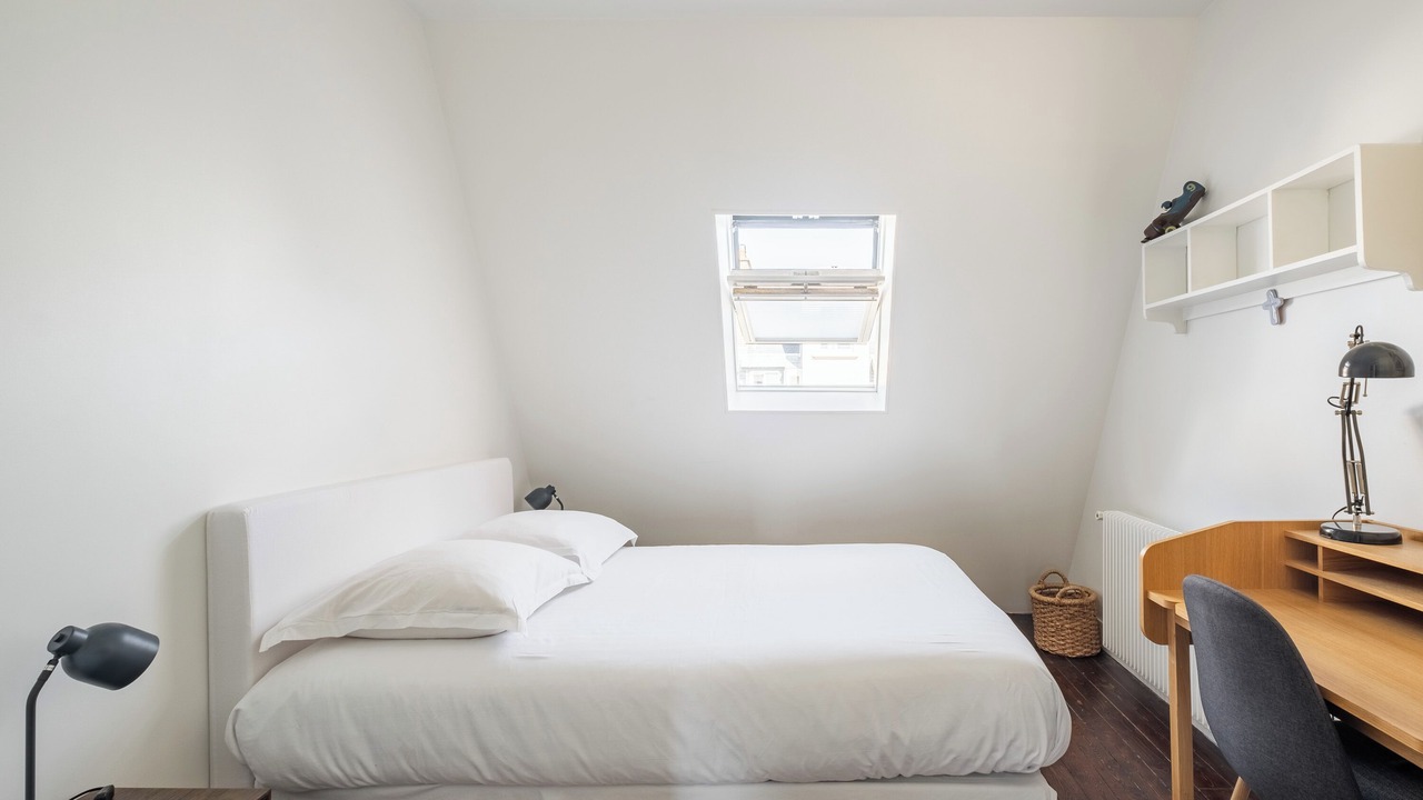 Photo of Bedroom in 17th Arrondissement