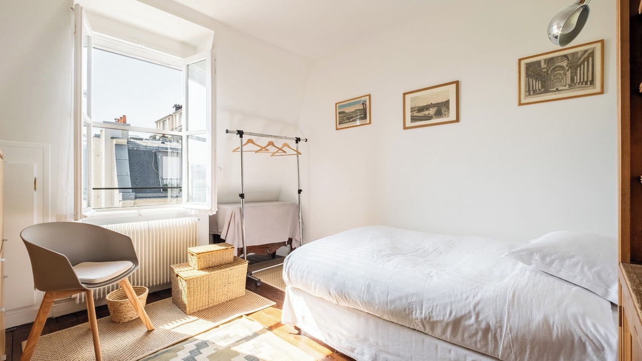 Photo of Bedroom in 17th Arrondissement