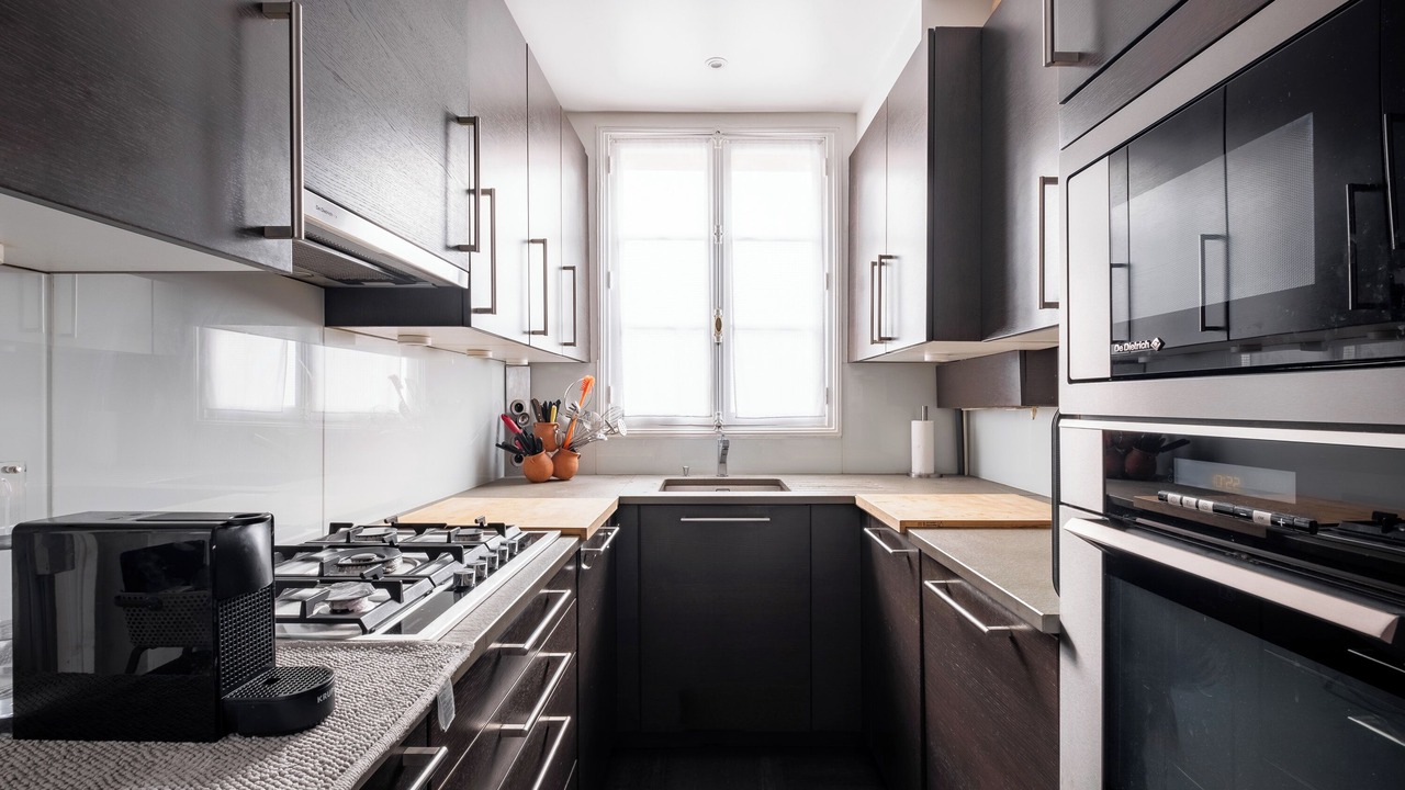 Photo of Kitchen in 17th Arrondissement