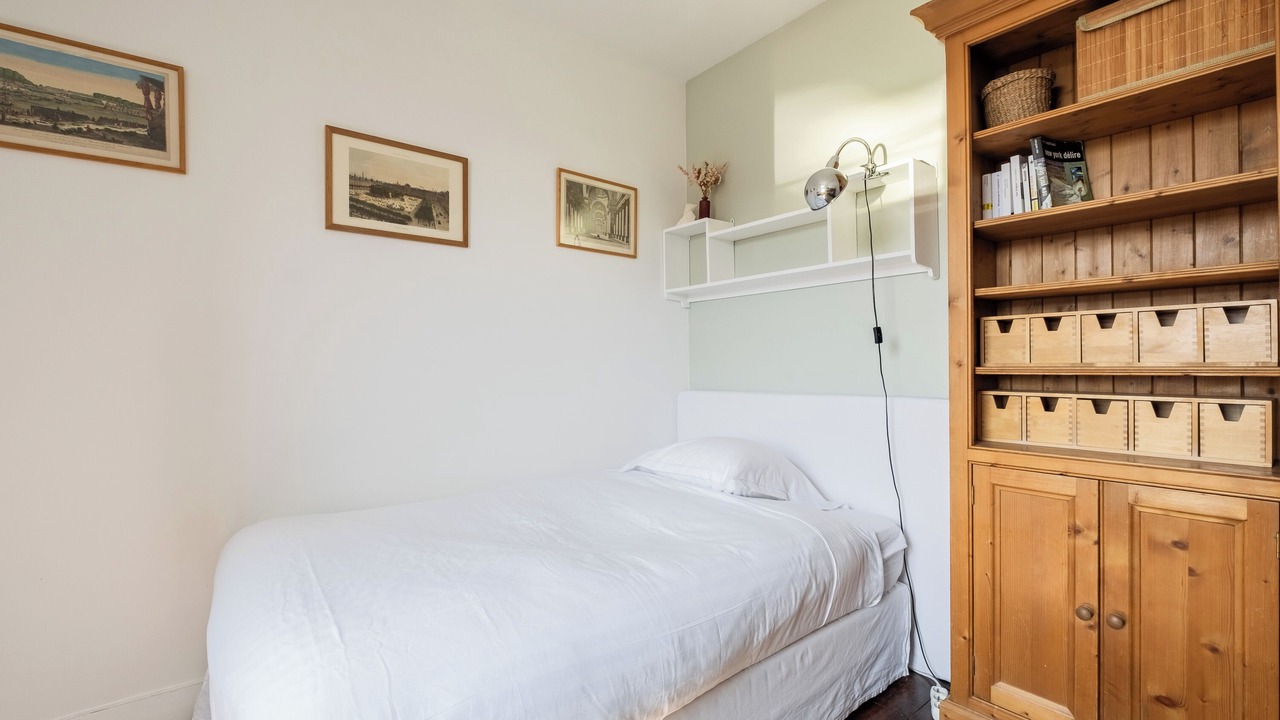 Photo of Bedroom in 17th Arrondissement