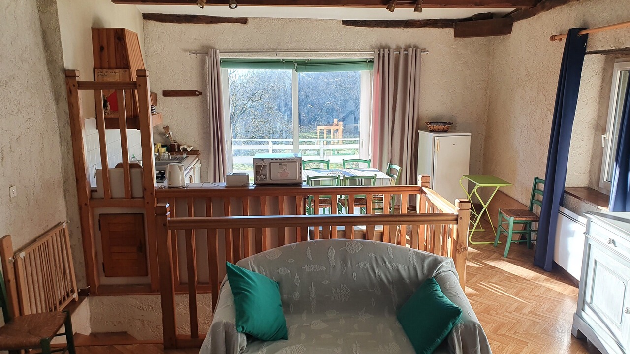 Photo of Livingroom in Montredon-Labessonnie