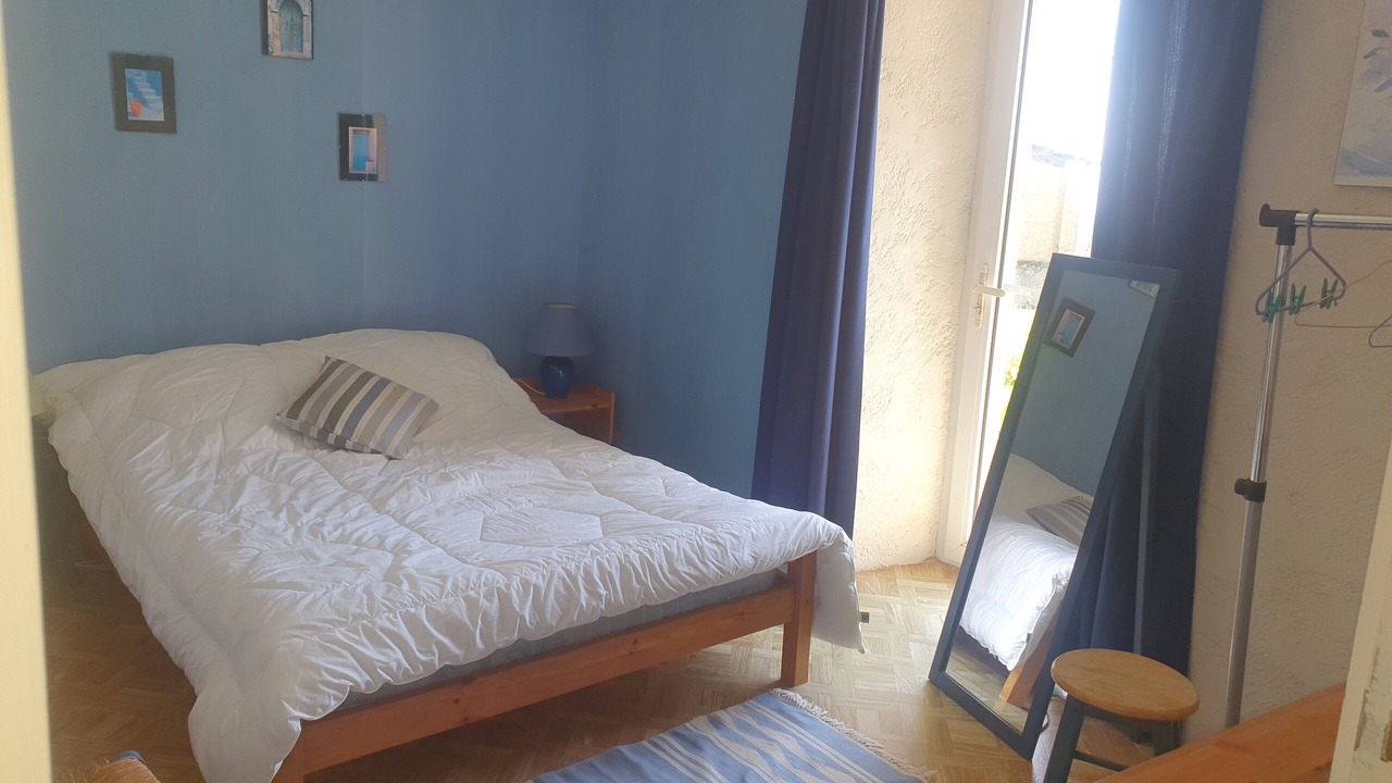 Photo of Bedroom in Montredon-Labessonnie
