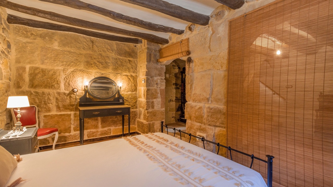 Photo of Bedroom in Nalec