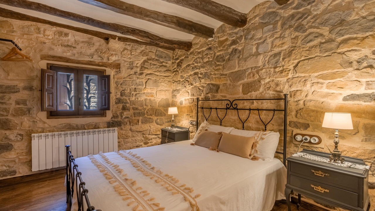 Photo of Bedroom in Nalec