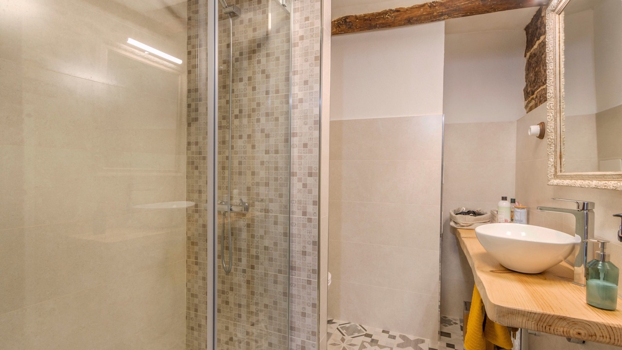 Photo of Bathroom in Nalec