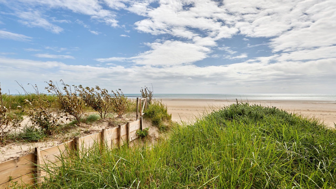 Photo of Others in Denneville