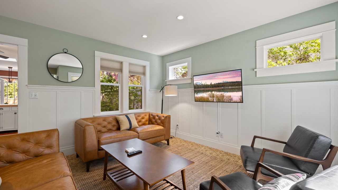 Photo of Livingroom in Bend