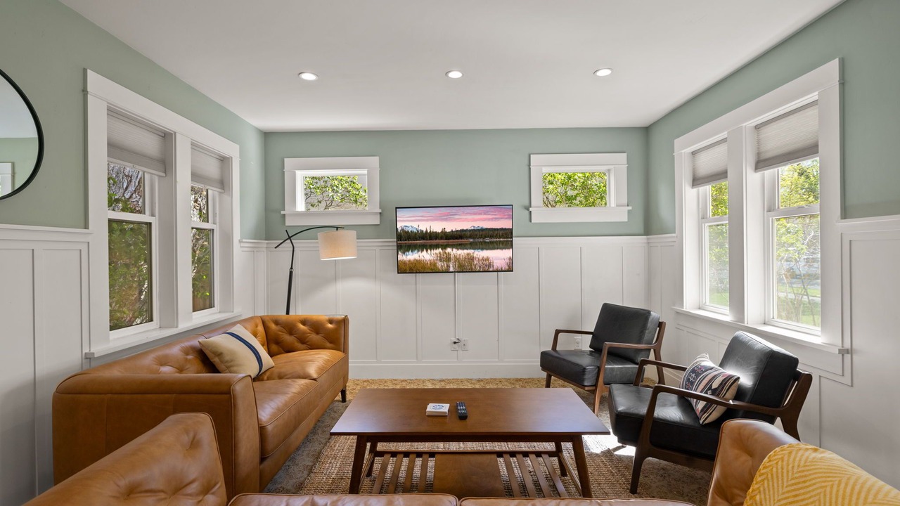 Photo of Livingroom in Bend