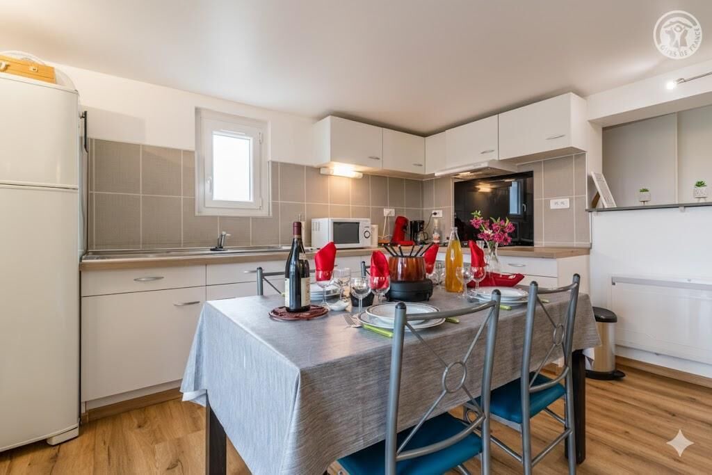 Photo of Kitchen in Saint-Beron