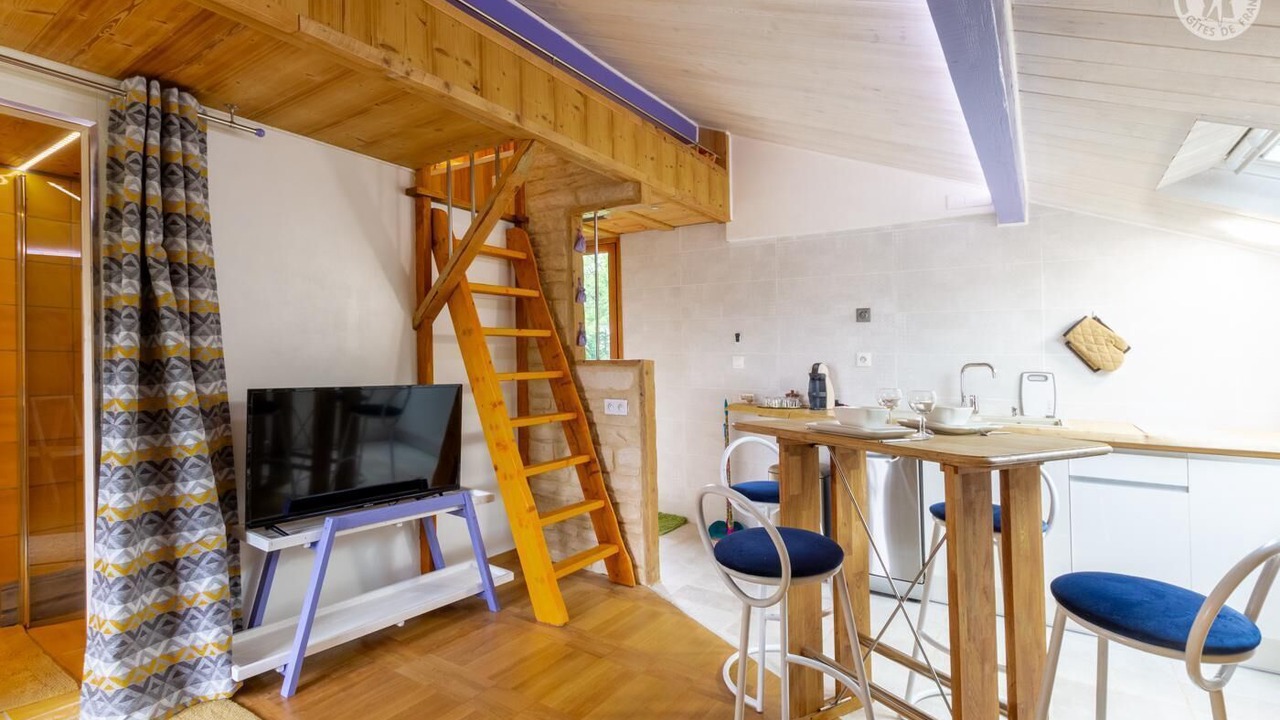 Photo of Others in Pugny-Chatenod