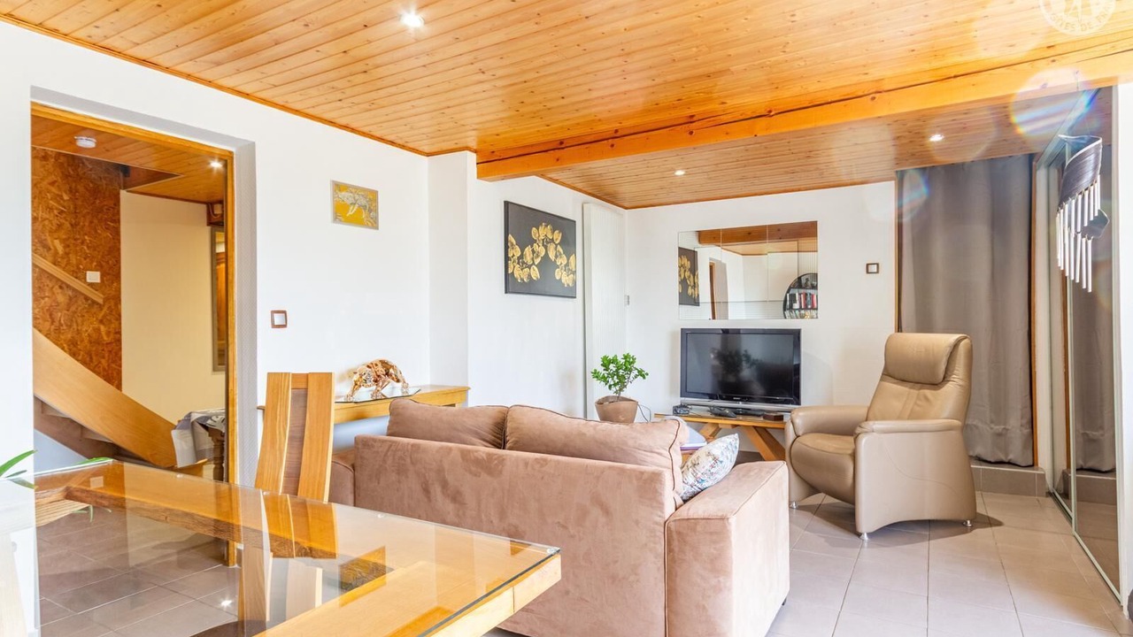 Photo of Livingroom in Ayn