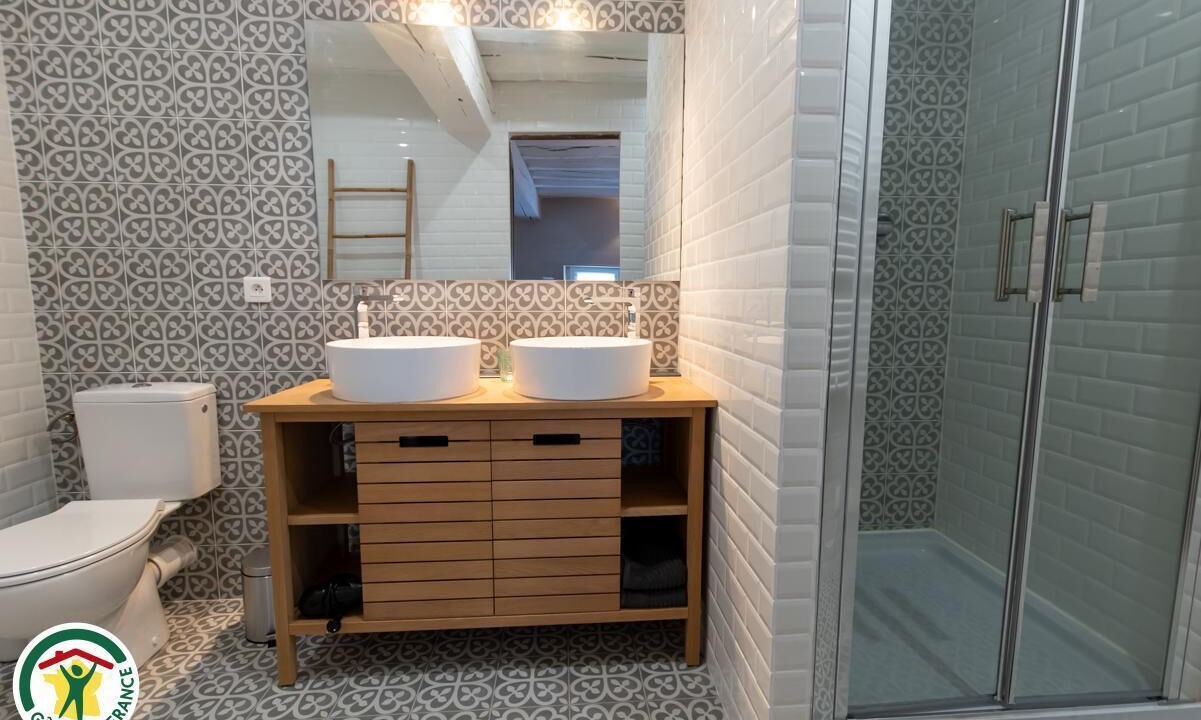 Photo of Bathroom in Bouchy-Saint-Genest