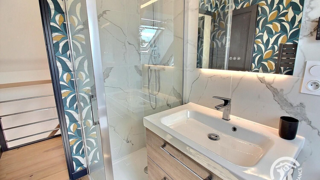 Photo of Bathroom in Les Champs-Geraux