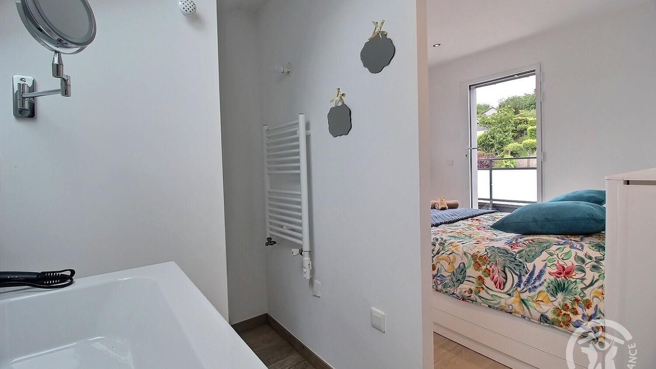 Photo of Bathroom in Etables-sur-Mer