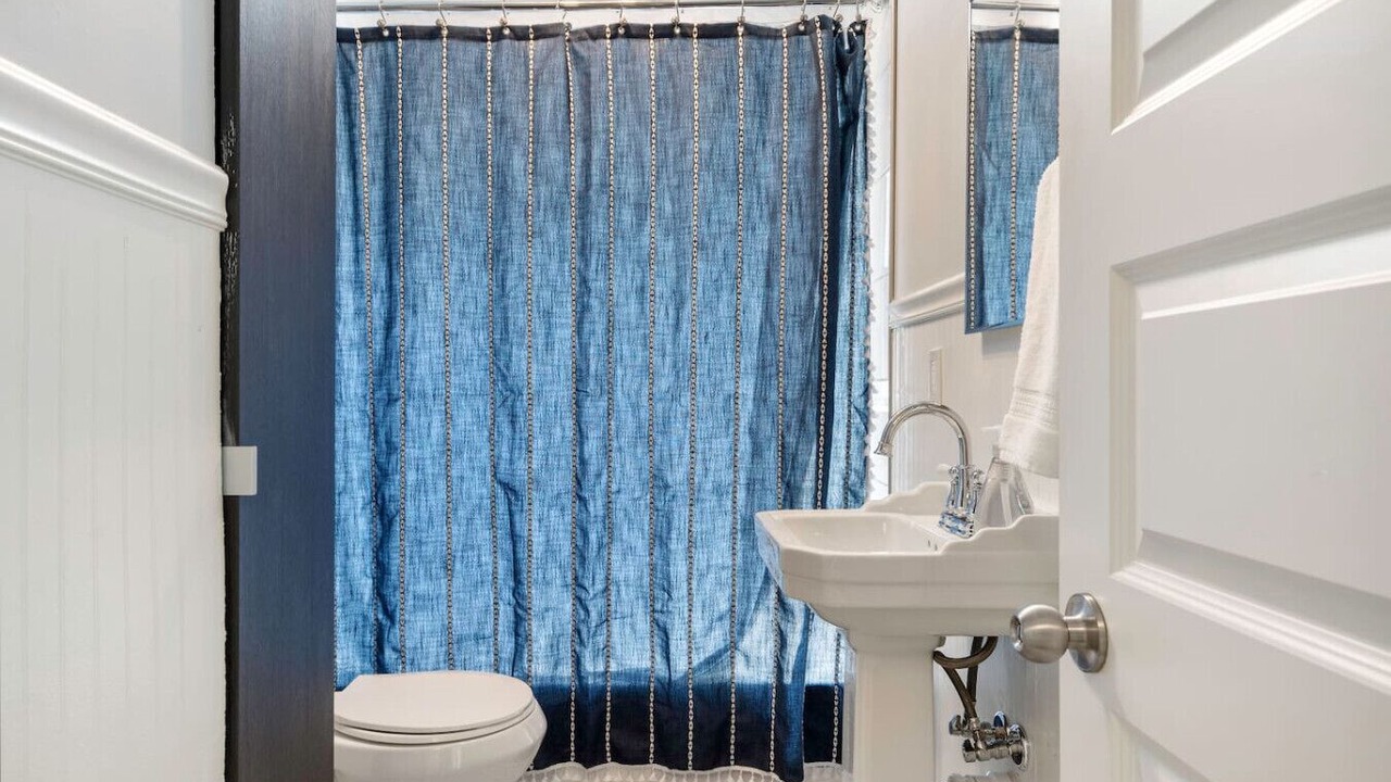 Photo of Bathroom in Merriam