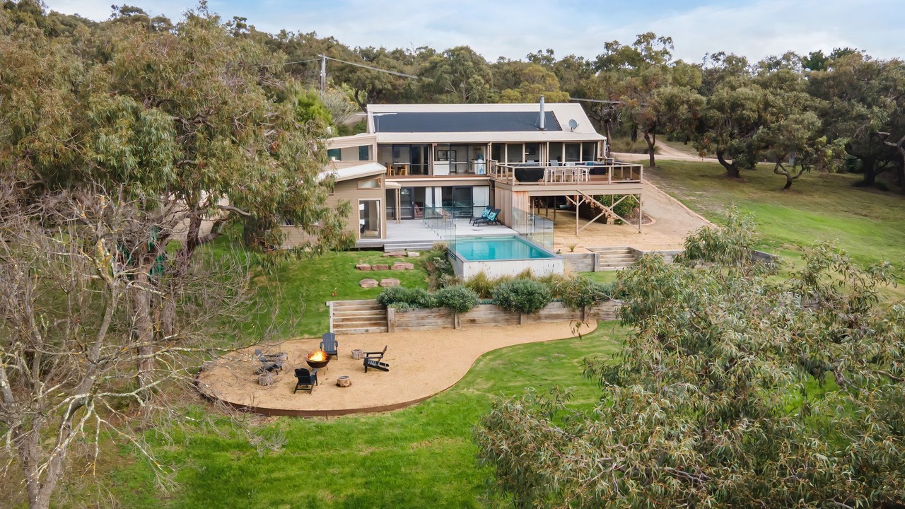 Photo of Outdoor in Red Hill