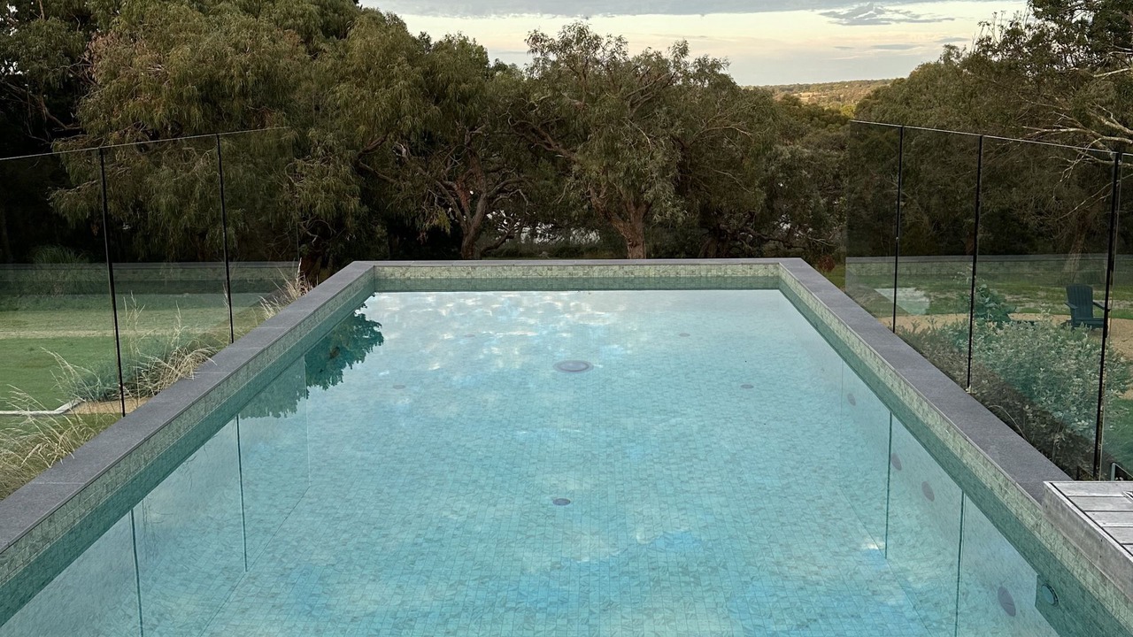 Photo of Outdoor in Red Hill