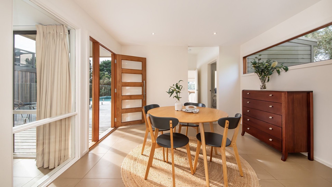 Photo of Others in Red Hill