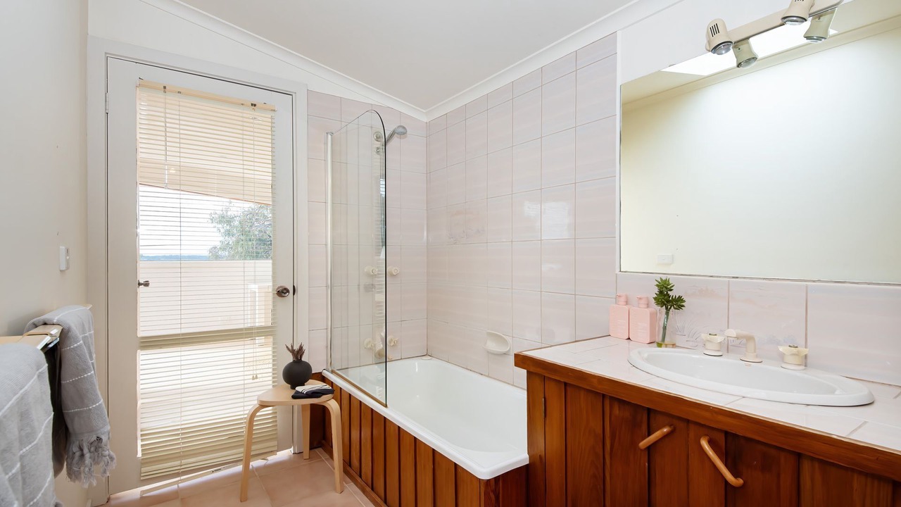 Photo of Bathroom in Red Hill