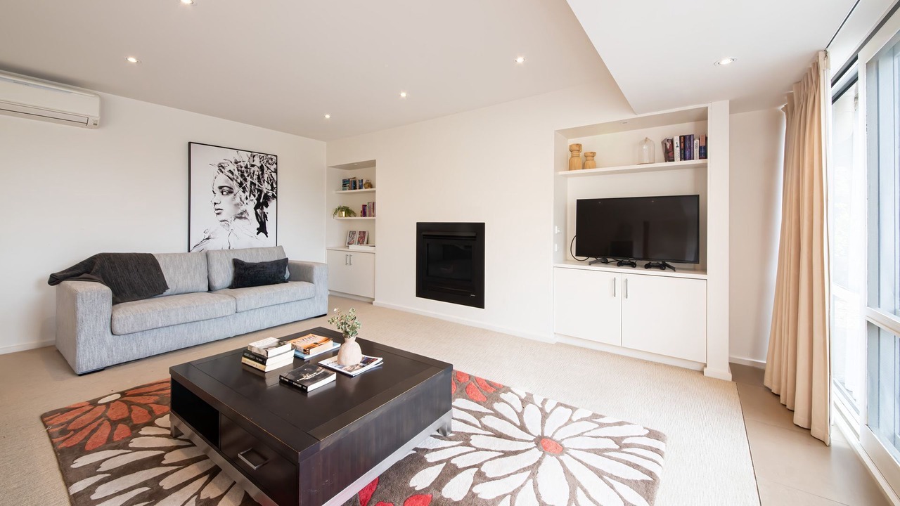 Photo of Livingroom in Red Hill