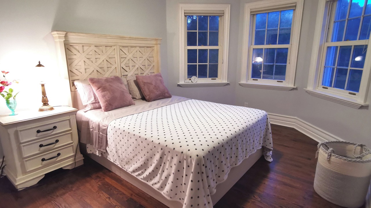 Photo of Bedroom in Hudson