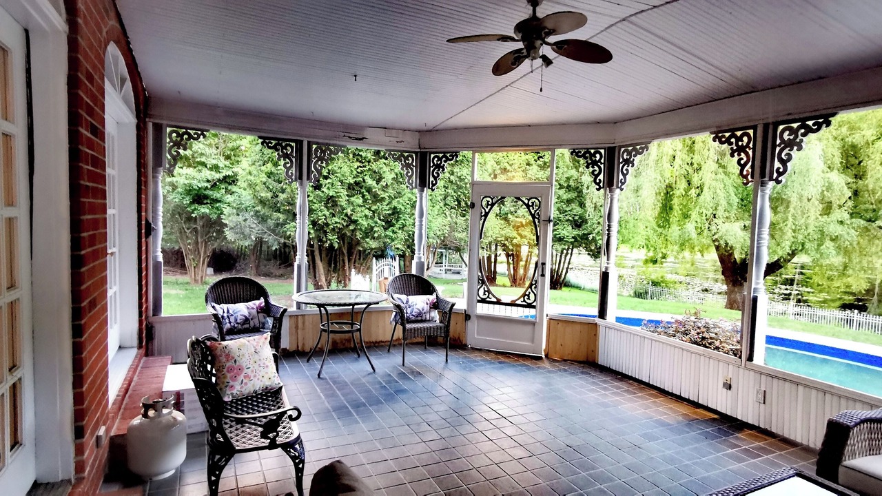 Photo of Outdoor in Hudson